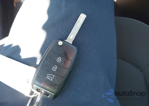 2015 Kia Soul из США, поврежденный, VIN KNDJN2A26F7208837